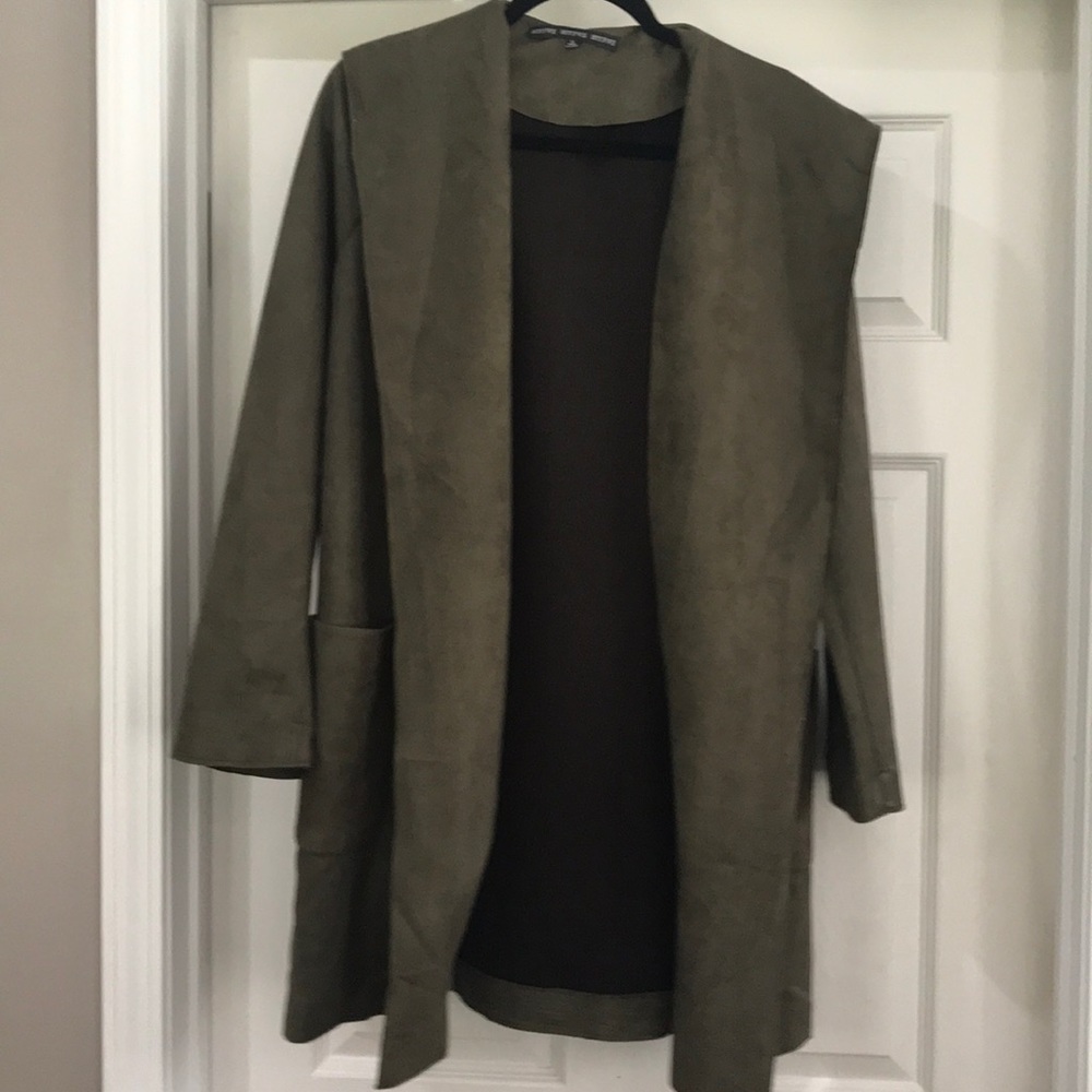 Hooded Olive Suede jacket with front pockets